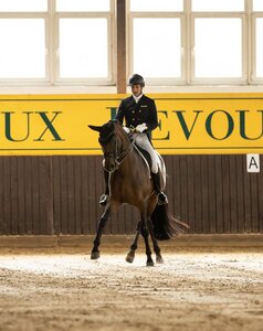 S***-Sieg: Nikolas Eichelsbacher und Qence | © Münch