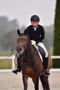 Ramona Ritzel freute sich mit DSP Superdry über ihren ersten Grand Prix Sieg.  | © Dill