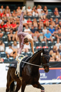 Annemie Szemes schloss die WM der Einzelvoltigierer auf Rang neun ab. | © Julian Spilker