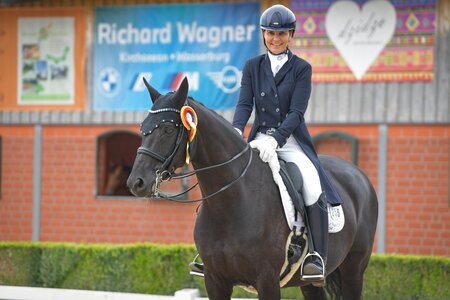 Jutta Borgmann-Reuter und Sanrico siegten im Turnierhöhepunkt von Baldham. | © Sara Landvogt