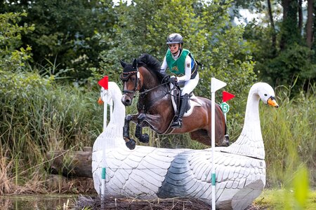 Starke Geländerunde: Julia Lentrodt und Best Performance | © Dölger