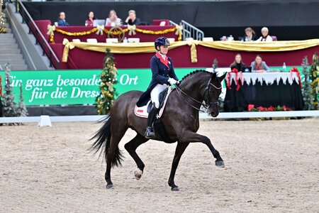 Tanz zum Sieg: Maxima Bella und Sandra Sysojeva  | © Dill