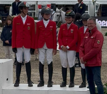 Bronzemedaille für die Ponyreiter. | © Privat