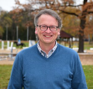 Feiert heute 60. Geburtstag: Dr. Michael Hubrich | © Stolz