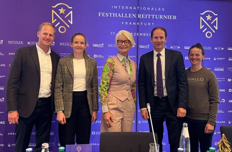 Sport verbindet - Matthias Rath, Sophie Hinners, Ann Kathrin Linsenhoff, Marcus Aßmuth und Jessica Süß | © Veranstalter schafhof-connects