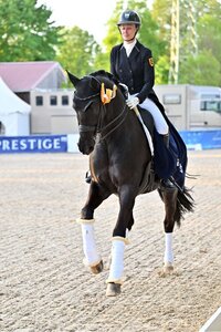 Valerie del Rio Pfeffer und Braveheart führten die Intermediaire I des iWEST Dressur Cups in Karlsfeld an. | © Dill
