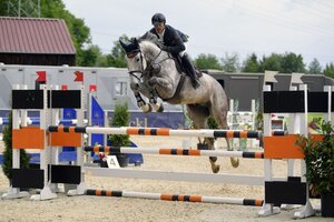 Erstes S-Springen, erster S-Sieg heute für Wallach Chello H unter seinem Reiter Bernd Hofbauer | © Dill (Archiv)