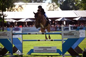 Top-Sportler wie Sophie Hinners haben sich für Pferd International München angesagt. | © Dill