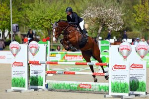 Nadja Schmittlein belegt mit Miss Aganix einen starken dritten Platz in Großlangheim | © Dill (Archiv)