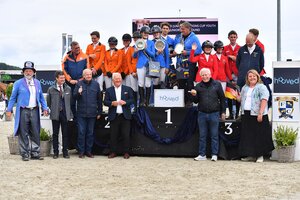 Das deutsche Junioren-Springteam belegte im Nationenpreis von Hagen Rang drei. | © Foto Rüchel (frei)