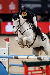 Emma Bachl und Classic White | © Lafrentz