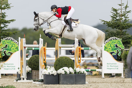 Top gekämpft: Emma Bachl und Condolcessa | © Lafrentz