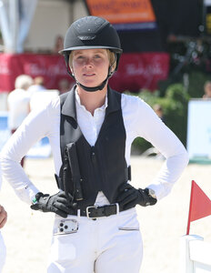 Sophie Hinners auf den Immenhöfen: Die WM fest im Blick | © Roger Müller 
